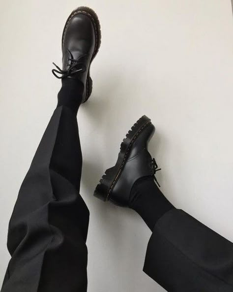 Black Outfit Men, Boots Outfit Men, Man Dressing Style, Mens Casual Outfits Summer, Classy Outfits Men, Guys Clothing Styles, Fire Fits, Cool Outfits For Men, Men Fashion Casual Outfits