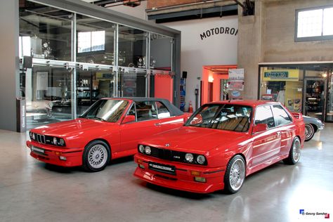 1986 - 1991 BMW M3 E30 Sedan and 1988 - 1991 BMW M3 E30 Co… | Flickr Bmw E30 Cabrio, Bmw M30, E30 Convertible, Bmw M3 E30, E30 Bmw, Bmw E30 M3, E30 M3, Touring Car Racing, Bmw Classic Cars