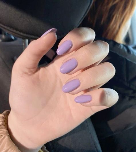 Shellac Nails Summer Pink, Solid Nail Color Ideas, Nails Solid, Lilac Nails, Solid Color Nails, Plain Nails, Subtle Nails, Simple Gel Nails, Work Nails