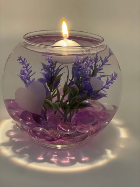 Fish Bowl Centerpiece Wedding, Flowers In The Water, Fishbowl Centerpiece, Floating Centerpieces, Sunflower Candle, Floating Candle Centerpieces, Water Candle, Jar Centerpieces, Wedding Floral Centerpieces