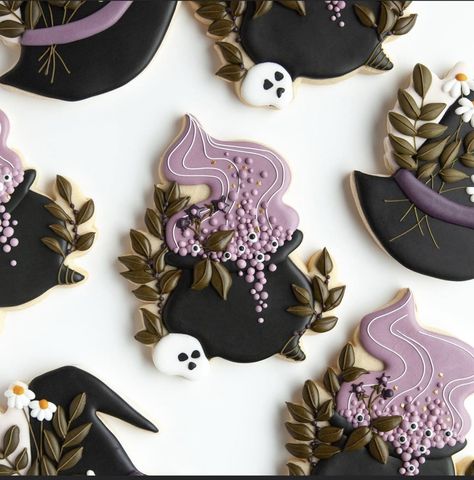 Tarot Card Cookies, Witch Cookies Decorated, Witch Cookies, Witch Cookie, Halloween Deserts, Halloween Cookies Decorated, Halloween Sugar Cookies, Industrial District, Sugar Cookie Designs