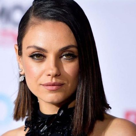 All about Beautiful Eyes: Celebrities With Attractive Eyes in the World Celebrities With Hazel Eyes, Celebrities With Green Eyes, Mila Kunis Eyes, Green Eyes Dark Hair, Amber Eyes Color, People With Brown Eyes, People With Green Eyes, Hazel Brown Eyes, People With Blue Eyes