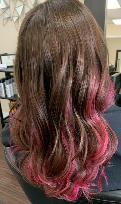 Brown Hair With Pink Highlights, Brown And Pink Hair, Pink Hair Streaks, Pink Hair Highlights, Tan Skin Blonde Hair, Pink Streaks, Pink Hair Dye, Hot Pink Hair, Peekaboo Hair