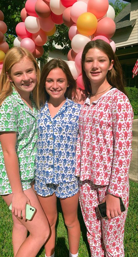 Preppy Lifestyle Aesthetic, Cute Fits For Summer, Preppy Party, Preppy Girls, Aesthetic Vsco, Cute Pjs, Fits For Summer, Preppy Lifestyle, Roller Rabbit