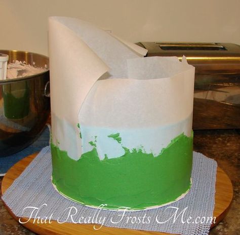 Two Tone Buttercream Cake, How To Ice A Cake With Two Colors, Two Tone Cake Decorating, Simple Cupcake Decorations, Two Tone Cake, Dessert Landscape, Cub Scout Cake, Buttercream Techniques, Decorating Business