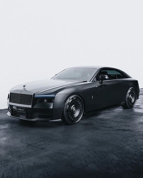 Rolls Royce Spectre 2024, Rolls Royce Wraith Wallpapers, Rolls Royce Phantom Wallpapers, Bmw Car Aesthetic, Rolls Royce Spectre, Phantom Rolls Royce, Rolls Royce Ghost Black, Rolls Royce Logo, Phantom Car