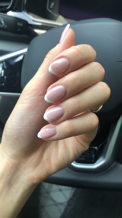 French Short Oval Nails, Rounded Almond Nails French Tip, French On Oval Nails, Short Oval French Tip Nails With Design, White Tip Oval Nails, Shellac French Tip Nails, Short Oval Nails French, Almond French Nails Color, Shellac Nails French Tip