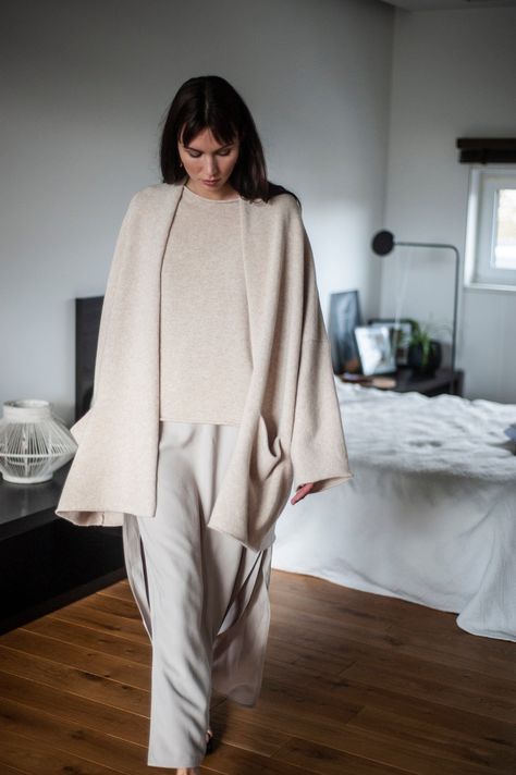 cardigan sweater, oversized sweater, loose cardigan, oversized cardigan, minimalist cardigan, oversized knitting, minimalist clothing, by ATUKO on Etsy December Outfits, Cardigan Shawl, Minimalist Clothing, Shawl Sweater, Loose Fit Sweater, Cardigan Oversized, Loose Cardigan, Sweater Oversized, Big Pockets