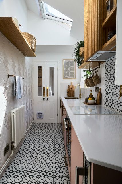 Kitchen Tour: A Tiny Galley Goes From Overflowing to Organised Tiny Galley Kitchen, New Kitchen Doors, Dated Kitchen, Small Galley Kitchen, Small Space Nursery, Kitchen Tour, Kitchen Styles, Kitchen Refresh, Galley Kitchen