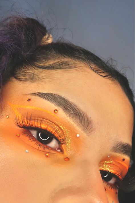 Orange Rhinestone Makeup, Neon Orange Makeup Looks, Orange Rave Makeup, Sunrise Makeup Looks, Orange Festival Makeup, Orange Fairy Makeup, Orange Make Up, Sun Makeup Looks, Orange Makeup Ideas