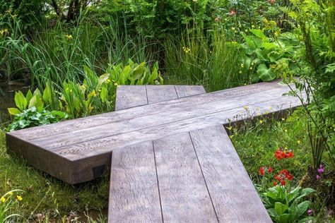 Dan Pearson, Wood Walkway, Chelsea Garden, Outdoor Walkway, Wooden Walkways, Garden Paving, Garden Arbor, Deco Nature, Garden Walkway