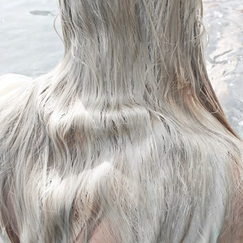 Pretty Hair Aesthetic, Daenerys Targaryen Fire, Game Of Thrones Aesthetic, Dragon Game Of Thrones, Mermaid Siren, Fire House, Siren Mermaid, Fire And Blood, Song Of Ice And Fire