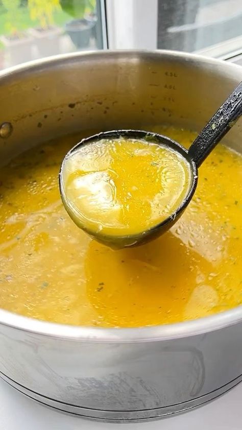 The healthiest & easiest hidden vege soup! 🥕 #Fresh #organic #breakfast #health #delicious #summer #instagood #mango #dessert #strawberry #fruitsalad #homemade #veggies #fruitlover #sweet #sydneyfruitshop | King Ananas | King Ananas · Original audio Veggie Chicken Soup, Thanksgiving Soup Recipes, Simple Soup, Best Soup Recipes, Comfort Soup, Best Toys, Healthy Soup Recipes, Homemade Soup, Food Videos Cooking