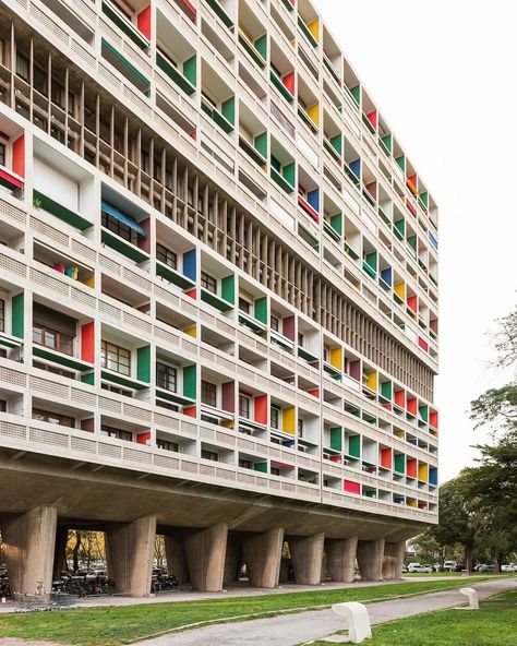 #architecturesight ⁣ Unite D'habitation Marseille 1947-52, Le Corbusier⁣ Photo credit: @ gregorzoyzoyla @fondationlecorbusier ⁣ Hey, everyone! Interested in delving deeper into architecture, interior design, and sustainable architecture? Whether you're an architect, a student, or simply passionate about architecture, click the link in our bio to grab your copies of our ebooks today.📚⁣ ⁣ Make sure you are following @architecturesight come to your best references, in Architecture and interior d... Unite D'habitation Marseille, Le Corbusier Architecture Buildings, Le Corbusier Unite D'habitation, Le Corbusier Interior, Corbusier Interior, Corbusier Architecture, Le Corbusier Architecture, Bauhaus Architecture, Mediterranean House