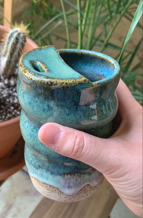 Unique Functional Pottery, Fun Ceramics Ideas, Advanced Ceramics Projects, Ceramic Diy Ideas, Useful Pottery Ideas, Unique Pottery Ideas Creative, Creative Ceramics Ideas, Useful Ceramics Ideas, Cool Ceramics Projects