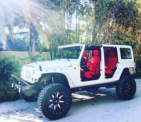 Jeep Wrangler.. White Jeep Wrangler, White Jeep, Range Rovers, Black Jeep, 2017 Jeep Wrangler, Dream Cars Jeep, Cool Jeeps, Jeep Rubicon, Jeep Lover