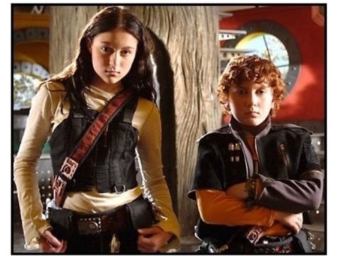 Carmen and Juni Cortez, Spy Kids 2 Carmen Spy Kids, Spy Kids Movie, Spy Kids 3, Spy Kids 2, Alexa Penavega, Daryl Sabara, Best Kid Movies, Sibling Halloween Costumes, Sibling Costume