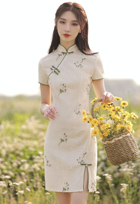 Chinese Collar Dress, Asian Traditional Fashion, Mandarin Collar Dress, Latest Blouse Designs Pattern, Chinese Style Dress, Myanmar Dress Design, Womens Clothing Patterns, Designer Blouse Patterns, Prom Dress Inspiration