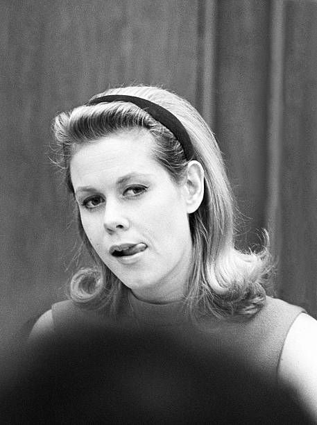 Elizabeth Montgomery Pictures and Photos - Getty Images Bewitched Tv Show, Agnes Moorehead, Elizabeth Montgomery, Image Film, Actrices Hollywood, Old Tv Shows, Vanessa Hudgens, Old Tv, Pretty Little Liars