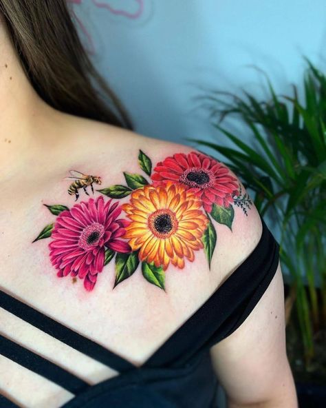 Bright Flower Tattoos, Zinnia Tattoo, Gerbera Daisy Tattoo, Sewing Tattoos, Daisy Flower Tattoos, Meaning Tattoos, Zinnia Flower, Horoscope Tattoos, Floral Tattoos