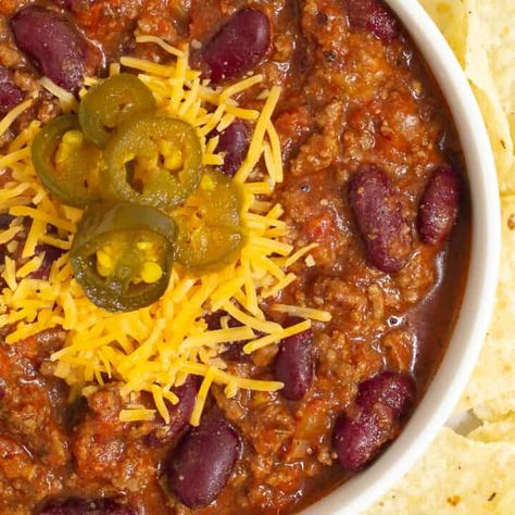 Roadhouse Chili Recipe, Texas Roadhouse Chili Recipe, Copycat Texas Roadhouse, 2024 Meals, Chili Dinner, Chili Bar, Favorite Chili Recipe, Recipe Crockpot, Hearty Chili