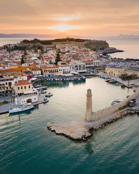 Rethymno Crete, Get Paid To Travel, Paid To Travel, Crete Island, Venice Travel, Greece Islands, Mykonos Greece, Instagram Travel, Crete Greece