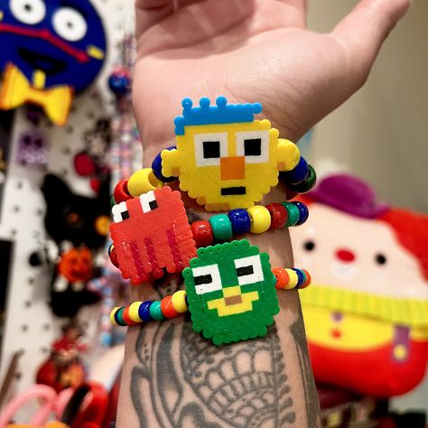 Dhmis Fan Art, Dont Hug Me Im Scared, Pony Bead Jewelry, Don't Hug Me I'm Scared Fanart, Walpapers Cute, Diy Kandi Bracelets, Diy Kandi, Yellow Guy, Red Guy