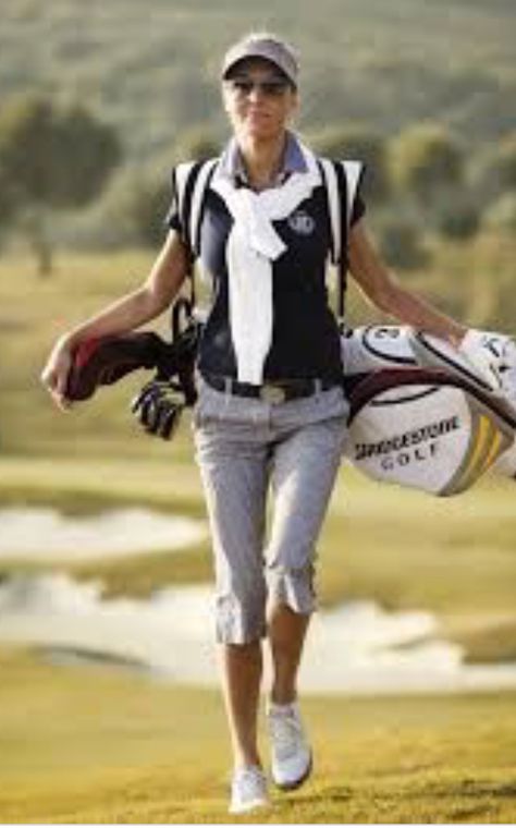 Golf Tournament Outfit, Golf Images, Golf Accessories Ladies, Golf Attire Women, Golf Outing, Golf Clothes, Womens Golf Fashion, Golf Design, Golf Attire