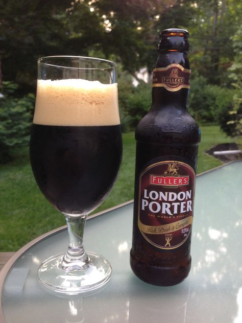 Fuller's London Porter: Day 31: Fuller’s London Porter from Fuller, Smith & Turner. Style of beer is ‘Brown Porter’. ABV is 5.4%. Read more at http://www.beerinfinity.com/beer-of-the-day-fullers-london-porter/. Porter Beer, Beer Facts, British Beer, I Like Beer, Beers Of The World, Dark Beer, Draft Beer, Beer Labels, Craft Brewing