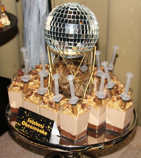 Nick's Black & Gold Disco themed 40th - A&K Lolly Buffet Black 70s Party Theme, Disco Party Treat Table, Disco Themed Dessert Table, Disco Candy Table, Disco Party Desserts, Disco Food Table, Disco Theme Food Ideas, 70s Themed Birthday Party Food, Disco Theme Party Food