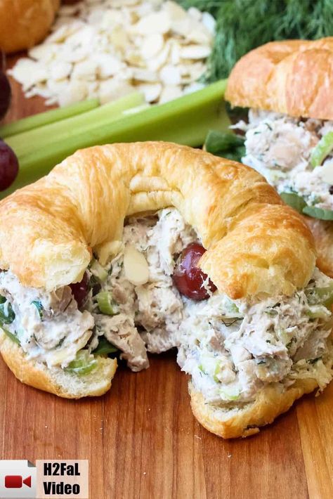 How to Make the Best-Ever Chicken Salad | How To Feed a Loon Homemade Mayo Recipe, Best Chicken Salad Recipe, Resep Salad, Cook Chicken, Chicken Salad Sandwich, Salad Sandwich, Chicken Salad Recipes, Healthy Salad Recipes, Popular Recipes