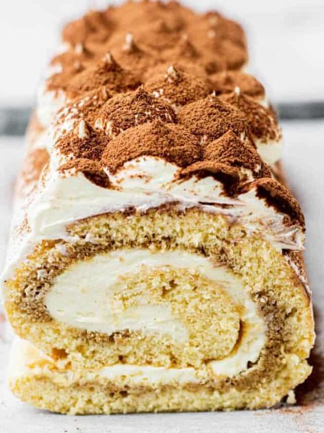 Cake Rolls With Box Cake, Tiramisu Swiss Roll, Easy Tiramisu Cake, Tiramisu Cake Roll, Genoise Sponge, Jelly Roll Cake, Easy Tiramisu, Roll Cakes, Baked Sweets