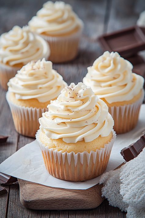 Learn the secret to soft and fluffy vanilla cupcakes with this easy recipe. Perfect for a special treat or everyday indulgence! Fluffy Vanilla Cupcake Recipe, French Vanilla Cupcakes, Fluffy Vanilla Cupcakes, Cupcake Vanilla, Trendy Recipes, Moist Vanilla Cupcakes, Creaming Method, Vanilla Cupcake Recipe, Cupcake Recipe