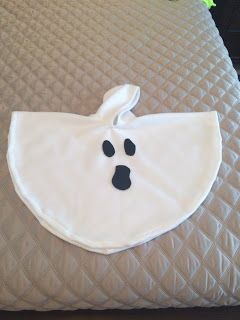 Toddler Ghost Costume Boy, Kids Ghost Costume Boy, Boy Ghost Costume, Diy Ghost Costume, Bedsheet Ghost, Toddler Ghost Costume, Ghost Costume Kids, Diy Costumes For Boys, Diy Halloween Ghosts