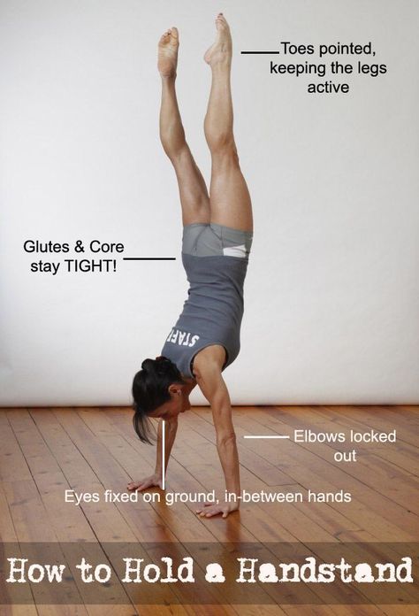 How To Handstand, Handstand Training, Hand Stand, Yoga Handstand, Shoulder Stand, Yoga Wheel, Ju Jitsu, Acro Yoga, Yoga Stretches