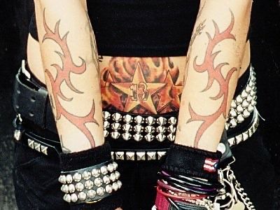 Mallgoth Aesthetic, Cemetery Gates, 2000s Goth, Goth Tattoo, Aesthetic 2000s, Metal Tattoo, Scene Emo, Dream Tattoos