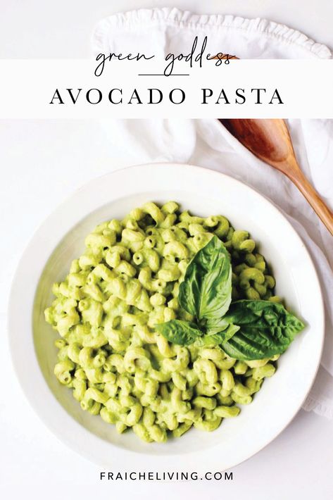 Avocado Basil Pasta, Vegan Avocado Pasta, Avocado Pasta Sauce, Pasta With Lemon Sauce, Avocado Sauce Pasta, Garlic Pasta Sauce, Fraiche Living, Avocado Pasta, Wheat Pasta