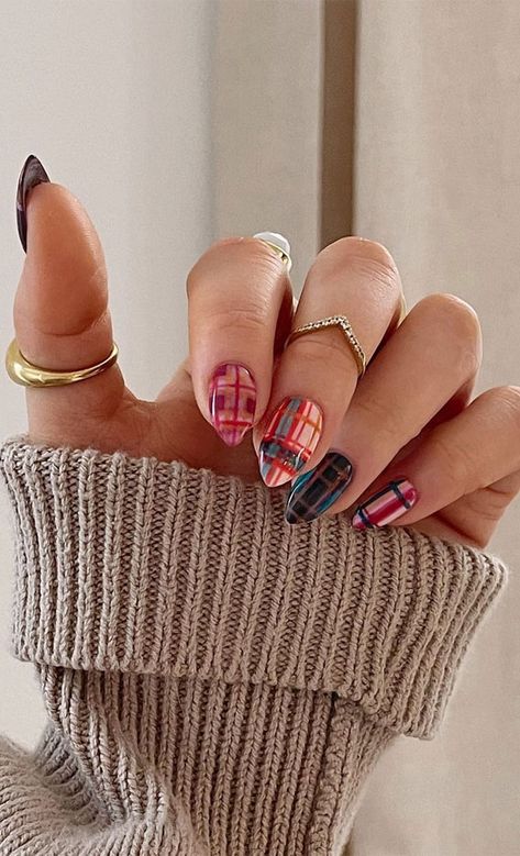 Flannel Nails, Bre Sheppard, Ten Nails, Autumn Nail, Fall Flannel, Holiday Nail Designs, Colorful Nail Designs, Autumn Nails, Fall Nail