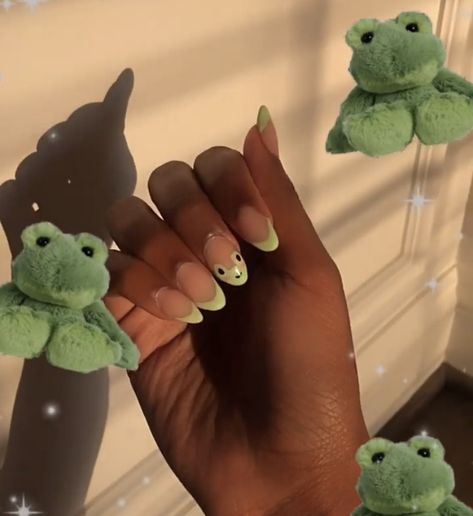 Frog Nail Ideas, Green Frog Nails, Froggy Nails, Frog Nail Art, Frog Nails, Coffin Nails Matte, Cute Short Nails, Back To School Nails, Nails Matte