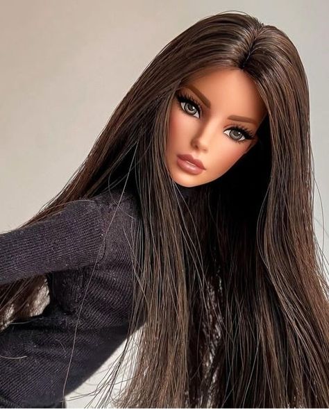 Brunette Aesthetic, Barbies Pics, Custom Barbie, Barbie Halloween, Diy Barbie Clothes, Barbie Fashionista Dolls, Barbie Makeup, Barbie Dress Fashion, Barbie Hair