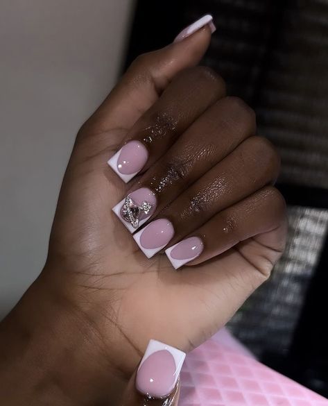 Light Skin Stare Dog, Short French Tip Acrylic Nails With Charms, Short French Tip Nails With Charms, French Tip Acrylic Nails With Charms, Short White Nails With Charms, Nail Ideas Short French Tips, Birthday Nails 13, Shorts Nails Acrylic, Short Acrylic Nails With Charms