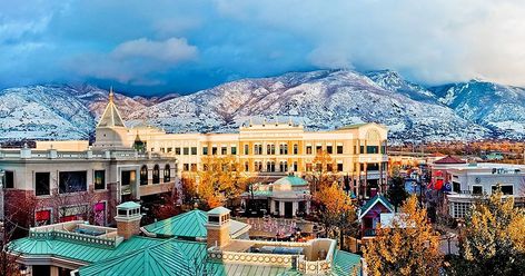 Discover the Holiday Magic at Station Park in Farmington, Utah! Farmington Utah, Miss Michigan, Fountain Lights, Park Square, Holiday Music, Holiday Magic, Twinkle Lights, Light Show, Holiday Lights