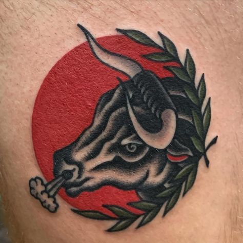 American Traditional Bull Tattoo, Traditional Bull Tattoo, Jacob Tattoo, July Tattoo, Western Sleeve, Ox Tattoo, Bison Tattoo, Traditional Tattoo Black And White, Rocket Tattoo