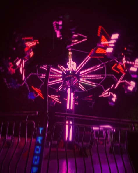 Vintage Fair Aesthetic, Fun Fair Aesthetic Night, Alton Towers Aesthetic, Ride The Cyclone Aesthetic, Fairground Aesthetic, Funfair Aesthetic, Fair Aesthetic, Clowncore Aesthetic, Neon Carnival