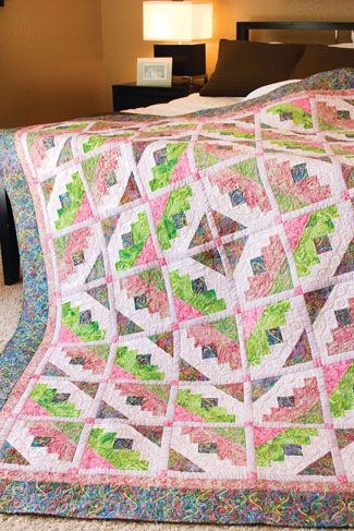 5 Free King Size Quilt Patterns And Tips For King Quilts Strip Quilting, Creative Quilting, Bed Quilt Patterns, Southwest Quilts, Mccalls Quilting, Flower Quilt Patterns, Log Cabin Quilt Pattern, Quilt Modernen, Spring Quilts