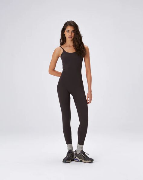 Gym & Workout Clothes for Women | Adanola Activewear Kendall Jenner Casual Outfits, Kendall Jenner Casual, Gym Workout Clothes, Aesthetic Outfits Vintage, Capsule Wardrobe Minimalist, Gym Workout Outfits, Gym Clothes Women, Active Outfits, Fashion Capsule