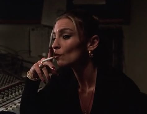 Adriana La Cerva Style, The Sopranos Pfp, Adriana The Sopranos, The Sopranos Aesthetic, Adriana Sopranos, Sopranos Aesthetic, Sopranos Style, Adriana La Cerva, Comic Book Writer