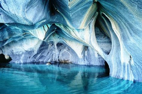 Pictures of Capillas de Marmol, Chile Chico - Traveler Photos - TripAdvisor Marble Caves, El Yunque National Forest, Komodo Island, Ice Cave, Ubud, Amazing Nature, Natural Wonders, Natural World, Beautiful World