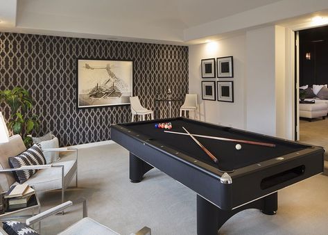 Modern Pool Table Room, Modern Billiard Room, Pool Table Room Decor, Black Pool Table, Billiards Room Decor, Table Room Decor, Modern Pool Table, Snooker Room, Pool Table Room