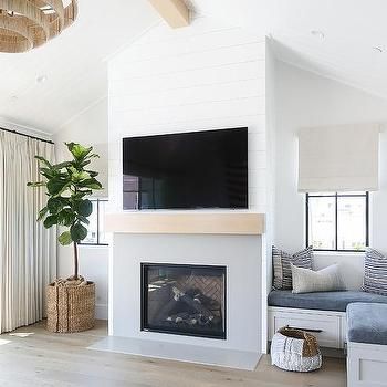 White Stone Fireplaces, Fireplace Inspiration, Black Fireplace, White Shiplap Wall, Shiplap Fireplace, White Fireplace, Farmhouse Fireplace, Room With Fireplace, Bedroom Fireplace